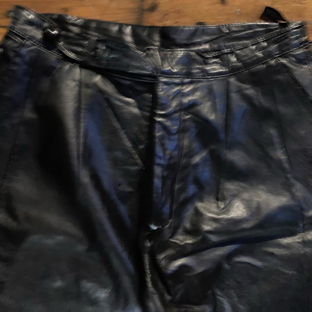 Vintage High Waisted Pleated Black Leather Pants Sz 10